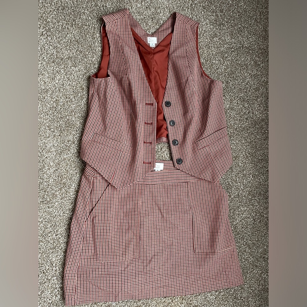 a new day skirt and vest